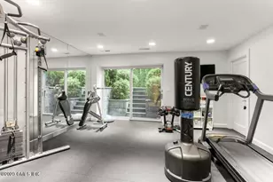 26 Round Hill Rd, Greenwich, CT 06831 - Photo 32