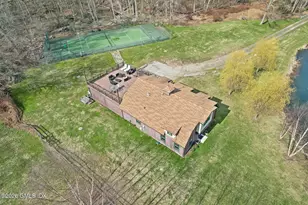 39 Hunting Ridge Rd, Greenwich, CT 06831 - Photo 6