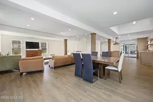 39 Hunting Ridge Rd, Greenwich, CT 06831 - Photo 14