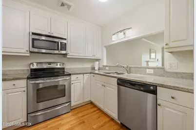 51 Forest Avenue #APT 62, Old Greenwich, CT 06870 - Photo 14