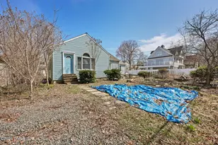 16 Hendrie Dr, Old Greenwich, CT 06870 - Photo 8