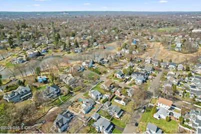 16 Hendrie Drive, Old Greenwich, CT 06870 - Photo 4