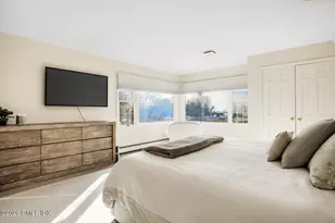 8 Indian Point Ln, Greenwich, CT 06878 - Photo 18