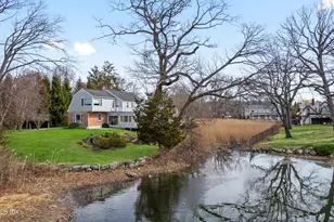 8 Indian Point Ln, Greenwich, CT 06878 - Photo 24