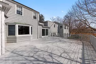 8 Indian Point Ln, Greenwich, CT 06878 - Photo 26