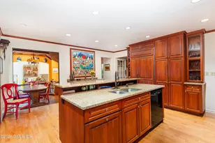 150 N Old Stone Bridge Rd, Greenwich, CT 06807 - Photo 6