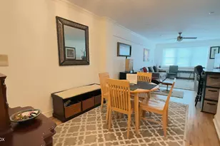 50 Lafayette Pl, Greenwich, CT 06830 - Photo 4