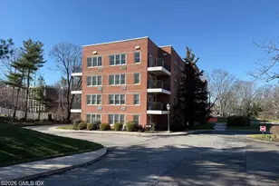 50 Lafayette Pl, Greenwich, CT 06830 - Photo 2