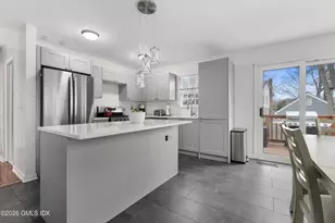 10 Maple Dr, Old Greenwich, CT 06870 - Photo 10