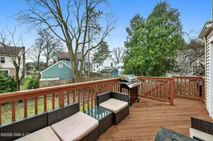 10 Maple Dr, Old Greenwich, CT 06870 - Photo 20