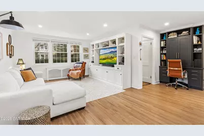 148 Putnam Park #148, Greenwich, CT 06830 - Photo 2