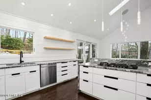 35 Deep Gorge Rd, Greenwich, CT 06831 - Photo 10