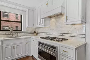 40 W Elm St, Greenwich, CT 06830 - Photo 14