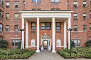 40 W Elm St, Greenwich, CT 06830 - Photo 2