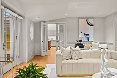 702 Steamboat Road #6, Greenwich, CT 06830 - Photo 6