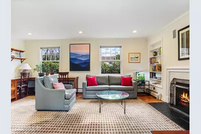 32 Winthrop Drive, Greenwich, CT 06878 - Photo 12