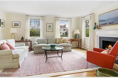 32 Winthrop Drive, Greenwich, CT 06878 - Photo 4