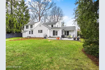 32 Winthrop Drive, Greenwich, CT 06878 - Photo 26