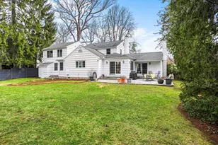 32 Winthrop Dr, Greenwich, CT 06878 - Photo 26