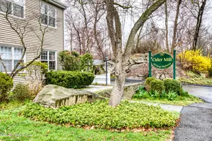 51 Old Kings Hwy, Old Greenwich, CT 06870 - Photo 2