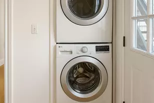 188 Hamilton Ave, Greenwich, CT 06830 - Photo 8