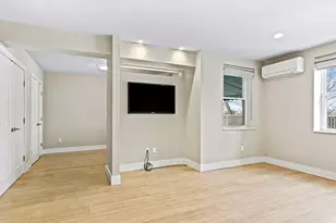 2 Putnam Hill, Greenwich, CT 06830 - Photo 14