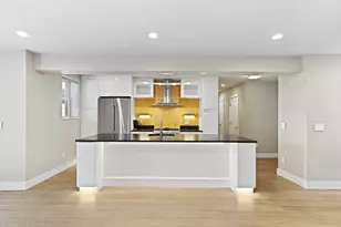 2 Putnam Hill, Greenwich, CT 06830 - Photo 8