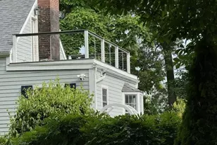 44 Davenport Dr, Stamford, CT 06902 - Photo 20