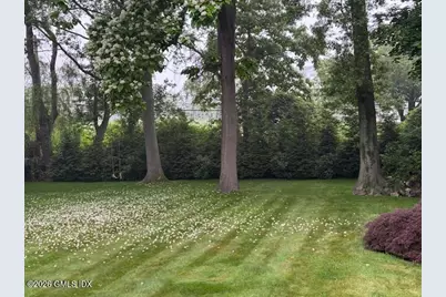 44 Davenport Drive, Stamford, CT 06902 - Photo 2