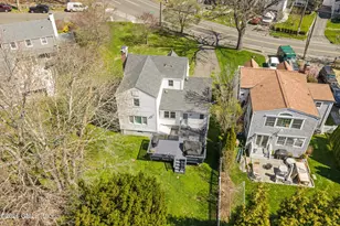 21 Sound Beach Ave, Old Greenwich, CT 06870 - Photo 6