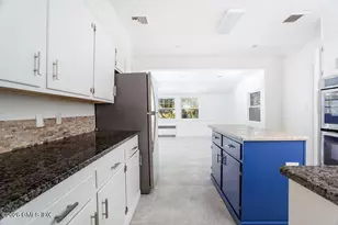 198 Valley Rd, Greenwich, CT 06807 - Photo 8