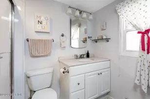 5 Wellington Pl, Greenwich, CT 06830 - Photo 10