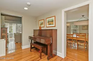 1007 King St, Greenwich, CT 06831 - Photo 4