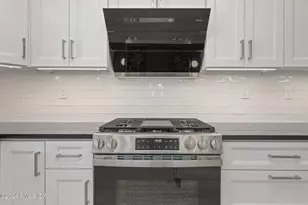 38 Sheep Hill Rd, Greenwich, CT 06878 - Photo 8