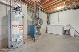 38 Sheep Hill Rd, Greenwich, CT 06878 - Photo 22