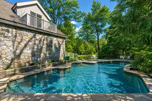 135 & 129 Zaccheus Mead Ln, Greenwich, CT 06831 - Photo 4
