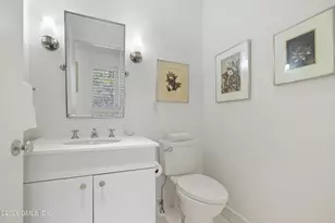 135 & 129 Zaccheus Mead Ln, Greenwich, CT 06831 - Photo 42