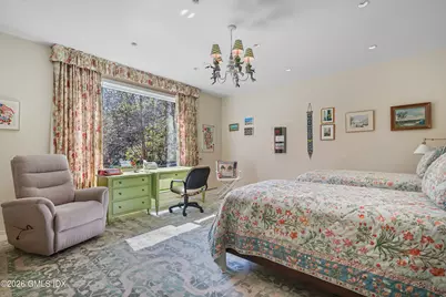 135 & 129 Zaccheus Mead Lane, Greenwich, CT 06831 - Photo 30