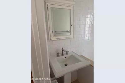 25 W Elm Street #43, Greenwich, CT 06830 - Photo 12