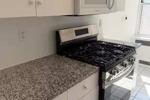 25 W Elm St, Greenwich, CT 06830 - Photo 6