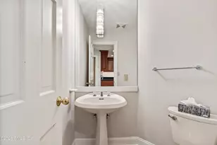 145R Shore Rd, Old Greenwich, CT 06870 - Photo 10