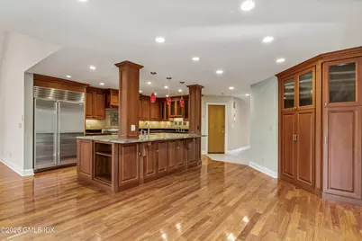 145R Shore Road, Old Greenwich, CT 06870 - Photo 14