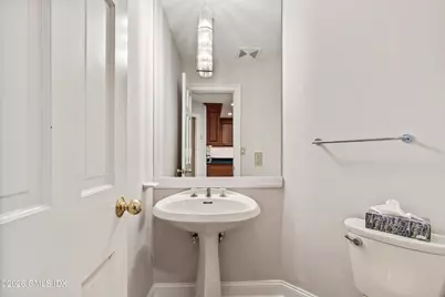 145R Shore Road, Old Greenwich, CT 06870 - Photo 12