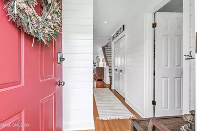 5 Glen Street #APT 204, Greenwich, CT 06830 - Photo 4