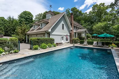 7 Knollwood Drive, Greenwich, CT 06830 - Photo 2