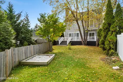 62 Park Avenue, Old Greenwich, CT 06870 - Photo 32