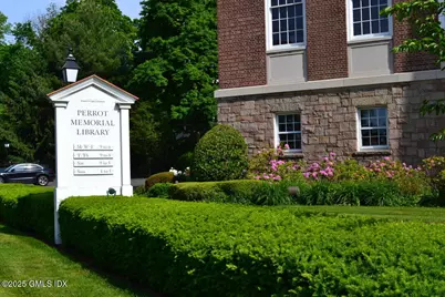 1465 E Putnam Avenue #APT 122, Old Greenwich, CT 06870 - Photo 10