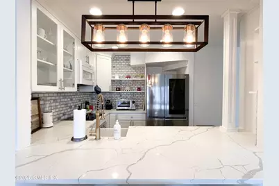 1465 E Putnam Avenue #APT 122, Old Greenwich, CT 06870 - Photo 4