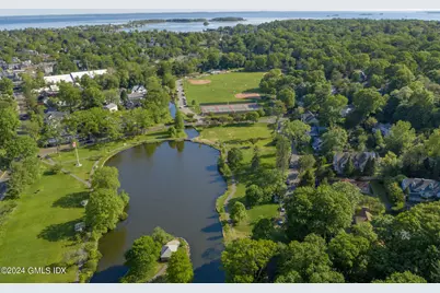 32 Highview Avenue, Old Greenwich, CT 06870 - Photo 32