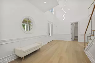 7 Bailiwick Rd, Greenwich, CT 06831 - Photo 6